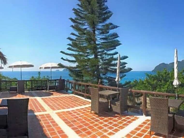 HIP Seaview Resort_Phi Phi-1